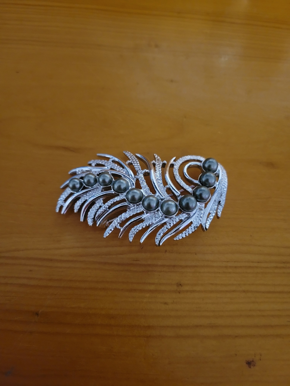 Antique Sarah Coventry Brooch